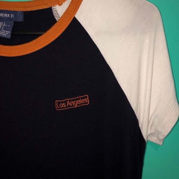 trendy “Los Angeles” baseball tee! - Picture 2 of 3